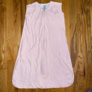 Halo Sleepsack. Cotton. Pink color. Size medium (6-12months)/16-24lbs.